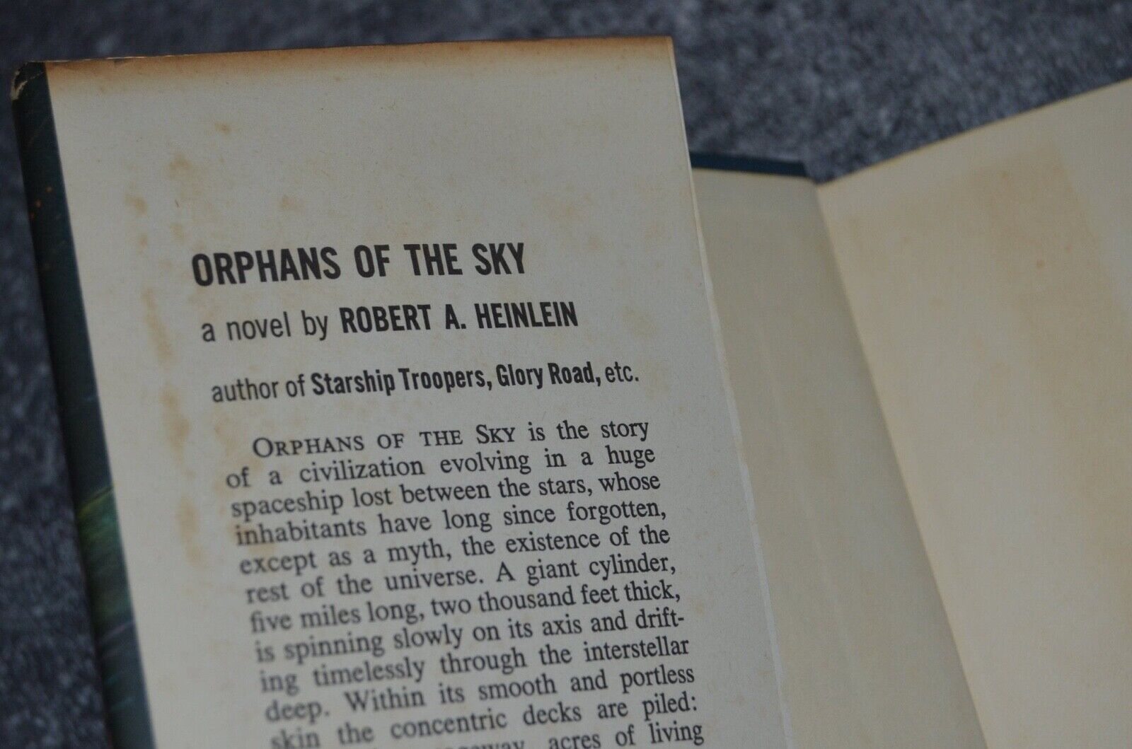 Vintage Orphans of the Sky by Robert Heinlein 1964 - Brookfield Books